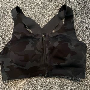 Lululemon bra in Camo 32D